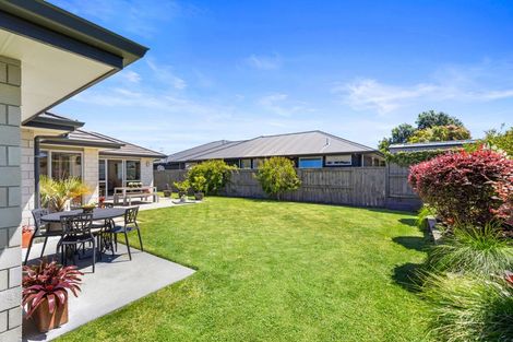 Photo of property in 10 Montia Close, Papamoa Beach, Papamoa, 3118