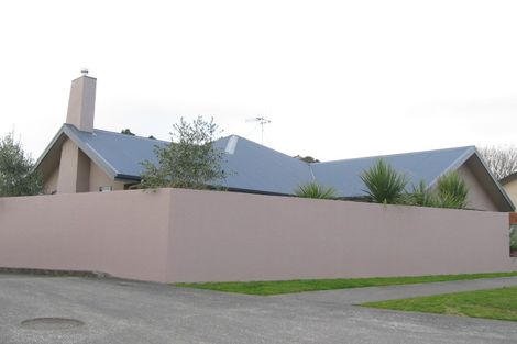 Photo of property in 48 Clifton Terrace, Fitzherbert, Palmerston North, 4410