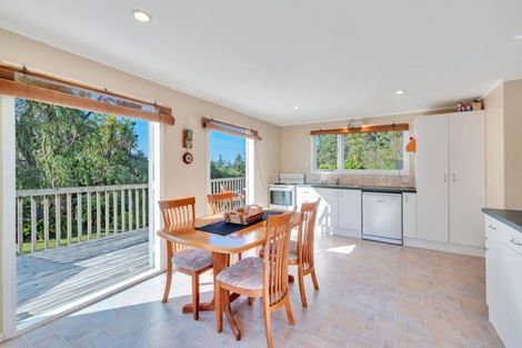 Photo of property in 23 James Mcleod Road, Shelly Beach, Helensville, 0874