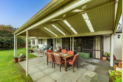 Photo of property in 36 Church Street, Waipawa, 4210