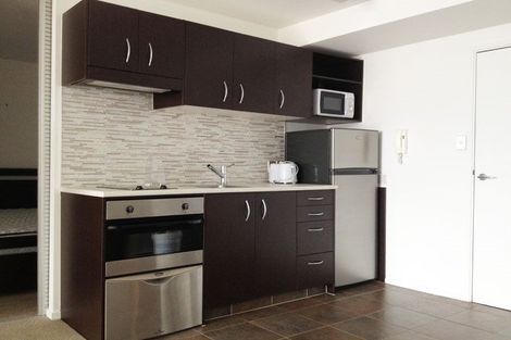 Photo of property in The Statesman Apartments, 1006/1 Parliament Street, Auckland Central, Auckland, 1010