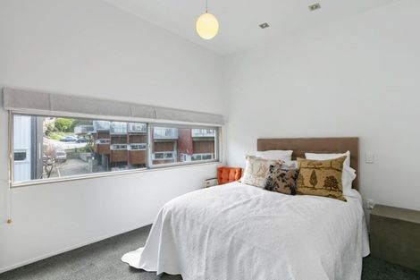 Photo of property in 20/2 Onslow Road, Khandallah, Wellington, 6035