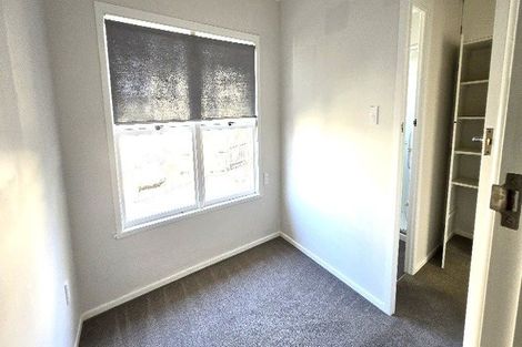 Photo of property in 1/24 Knights Road, Rothesay Bay, Auckland, 0630