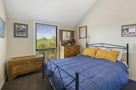 Photo of property in 16 Devon Crescent, Darfield, 7510