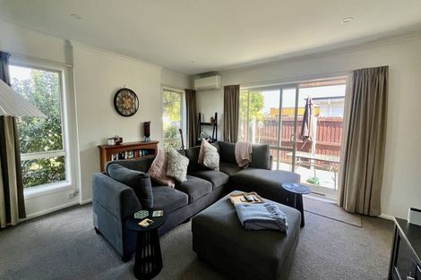 Photo of property in 1/25 Grahams Road, Ilam, Christchurch, 8041