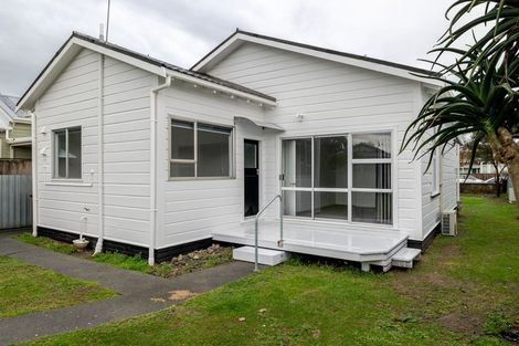 Photo of property in 25 Bourke Street, Palmerston North, 4410
