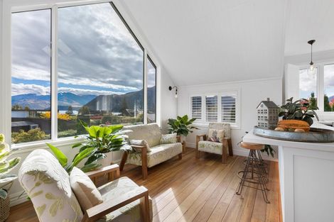 Photo of property in 15 Penrith Park Drive, Wanaka, 9305