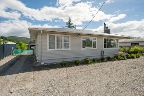 Photo of property in 195 Whitby Road, Wakefield, 7025