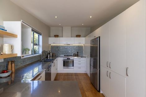 Photo of property in 7 Kawau Grove, Waikanae Beach, Waikanae, 5036