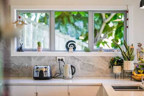 Photo of property in 21a Avion Terrace, Raumati Beach, Paraparaumu, 5032