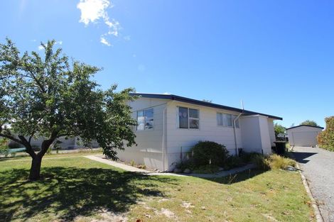 Photo of property in 21 Hopkins Road, Twizel, 7901