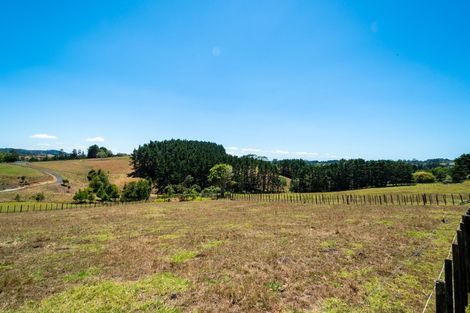 Photo of property in 51 Anzac Valley Road, Waitakere, Auckland, 0816