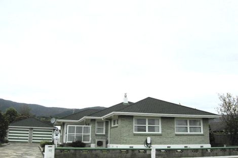 Photo of property in 15 Marlowe Street, Stoke, Nelson, 7011