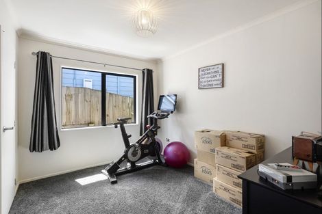 Photo of property in 32a Bath Street, Brighton, Dunedin, 9035