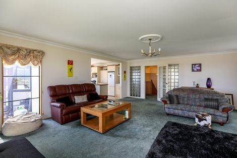 Photo of property in 85a Eliot Street, New Plymouth, 4310