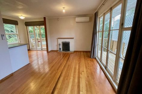 Photo of property in 26 Glen Marine Parade, Glendene, Auckland, 0602