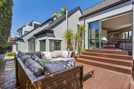 Photo of property in 45b Takutai Avenue, Half Moon Bay, Auckland, 2012