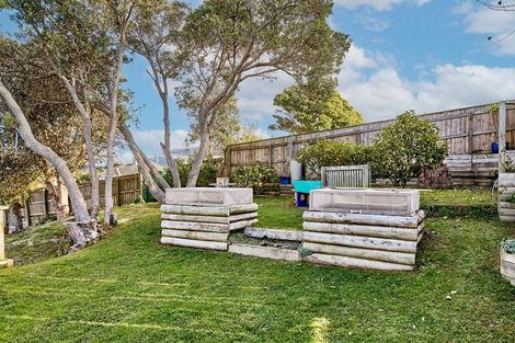 Photo of property in 91 Waiuta Street, Titahi Bay, Porirua, 5022