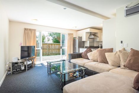 Photo of property in 4/30 Mathesons Road, Phillipstown, Christchurch, 8011