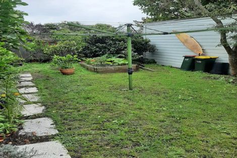 Photo of property in 14 Miro Street, Eastbourne, Lower Hutt, 5013