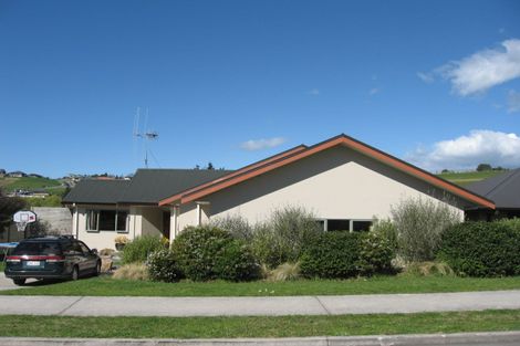Photo of property in 8 Mamaku Rise, Welcome Bay, Tauranga, 3112