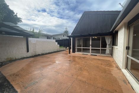 Photo of property in 42 Merriefield Avenue, Forrest Hill, Auckland, 0620