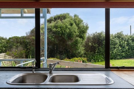 Photo of property in 8-10 Kelly Street, Baylys Beach, Dargaville, 0377