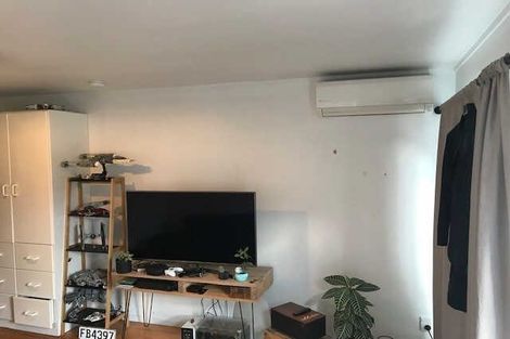 Photo of property in 2/40 Killarney Avenue, Torbay, Auckland, 0630