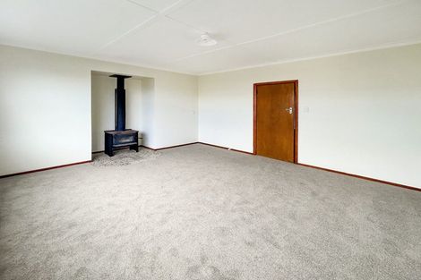 Photo of property in 5 Arawa Place, Castlecliff, Whanganui, 4501