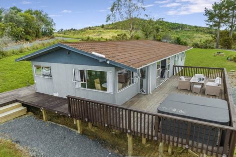 Photo of property in 60 Ross Road, Topuni, Wellsford, 0975