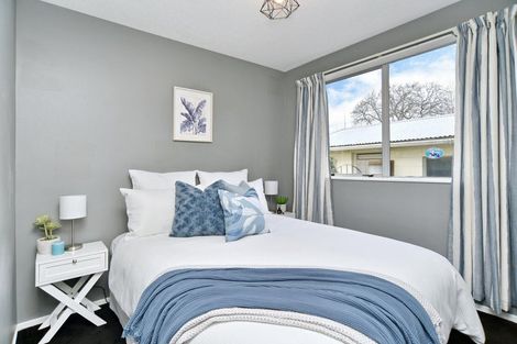 Photo of property in 79 Maces Road, Bromley, Christchurch, 8062