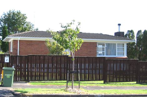 Photo of property in 4 Denyer Place, New Lynn, Auckland, 0600