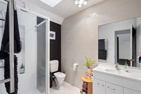 Photo of property in 1 Stonebridge Park Drive, Holdens Bay, Rotorua, 3010