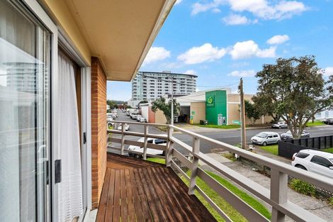 Photo of property in 18a Moenui Avenue, Orewa, 0931