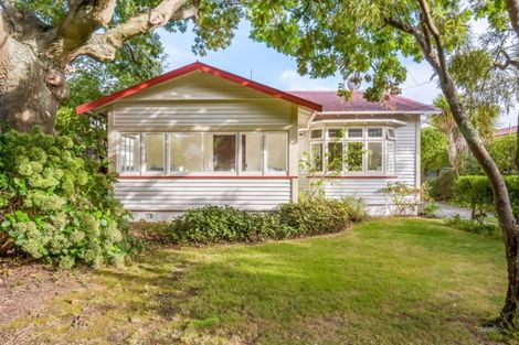 Photo of property in 27 Trafalgar Street, Waiwhetu, Lower Hutt, 5010