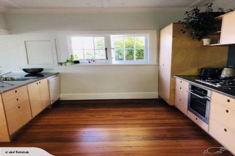 Photo of property in 25 Cobden Road, Bluff Hill, Napier, 4110