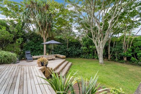 Photo of property in 14 Maleme Avenue, Belmont, Auckland, 0622
