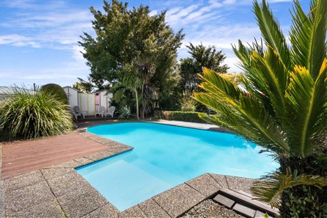 Photo of property in 112 Stanley Avenue, Te Aroha, 3320