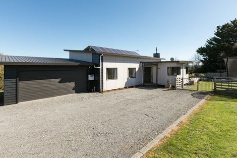 Photo of property in 12 Brooker Place, Waipukurau, 4200