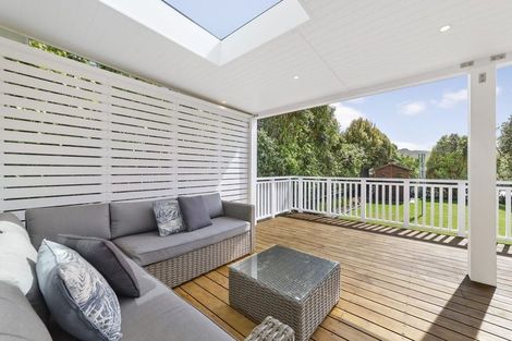 Photo of property in 16 Tisdall Street, Karori, Wellington, 6012