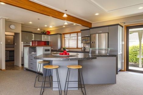 Photo of property in 37 East Street, Terrace End, Palmerston North, 4410