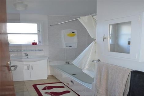 Photo of property in 60a Montreal Grove, Kingston, Wellington, 6021