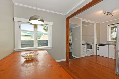 Photo of property in 158 Naenae Road, Naenae, Lower Hutt, 5011