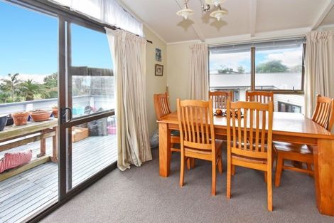 Photo of property in 94 Torkar Road, Clarks Beach, 2122