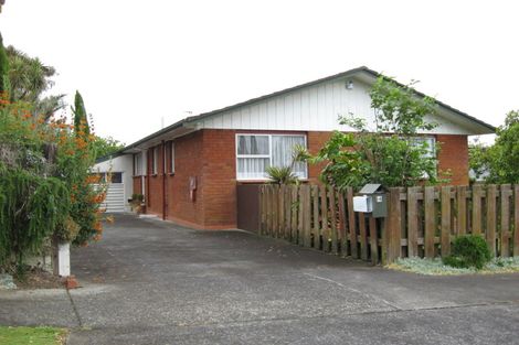 Photo of property in 14 Seaforth Avenue, Mangere Bridge, Auckland, 2022