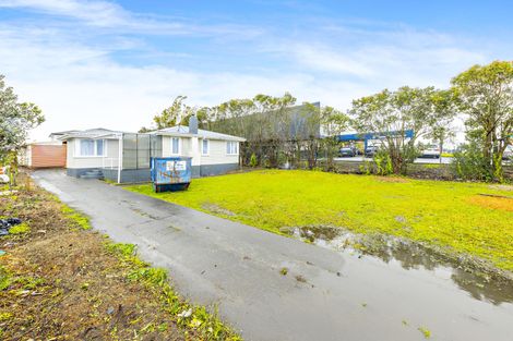 Photo of property in 16 Noel Burnside Road, Wiri, Auckland, 2025
