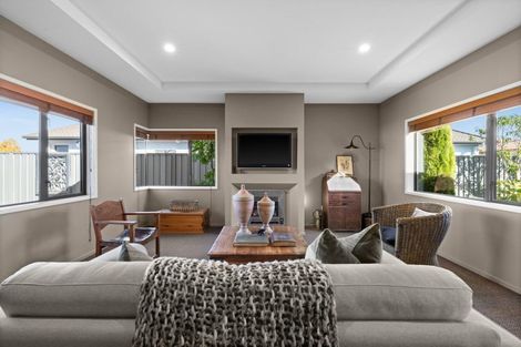 Photo of property in 16 Akaroa Road, Poraiti, Napier, 4112