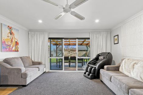 Photo of property in 11 Oaklands Drive, Cambridge, 3434