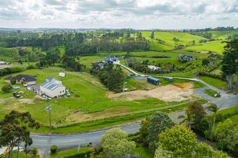 Photo of property in 263 Amreins Road, Taupaki, 0782
