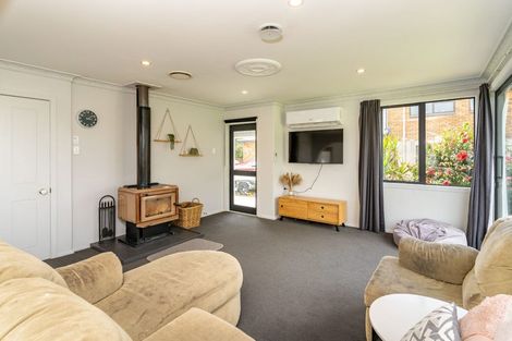 Photo of property in 26 Johnson Street, Milton, 9220